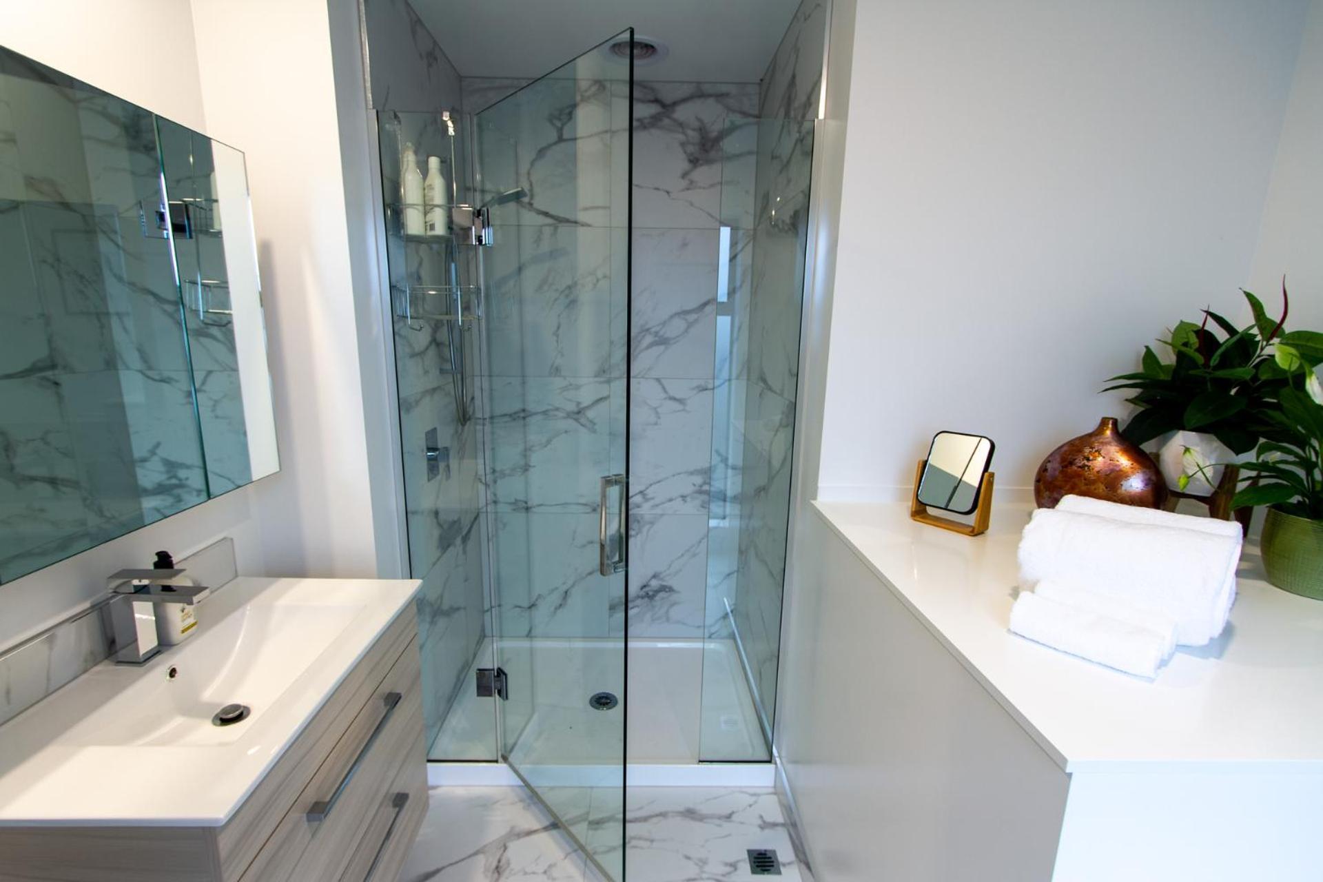 Gorgeous In Green - 2 Bed Central Oasis W/King Bed Christchurch Kültér fotó